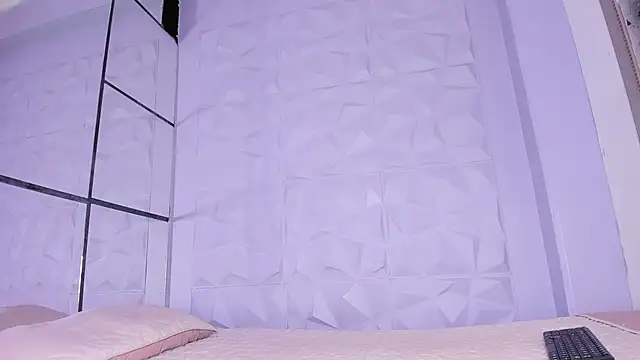  LittleLia online show from 19, 11, 2025