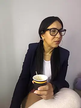 Snapshot of Camille_jhonson chatting on 2, 12, 2025 Camille jhonson online show from 2, 12, 2025