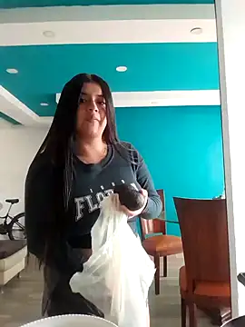 Snapshot of Devilsweet17 chatting on 4, 1, 2025 Devilsweet17 online show from 4, 1, 2025