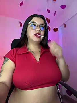 Snapshot of Devilsweet17 chatting on 14, 2, 2025 Devilsweet17 online show from 14, 2, 2025