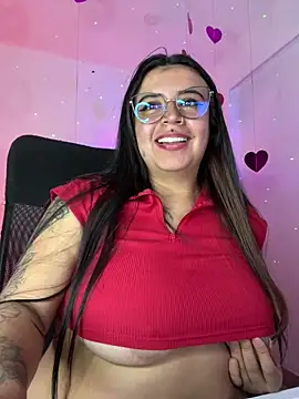 Snapshot of Devilsweet17 chatting on 14, 2, 2025 Devilsweet17 online show from 14, 2, 2025