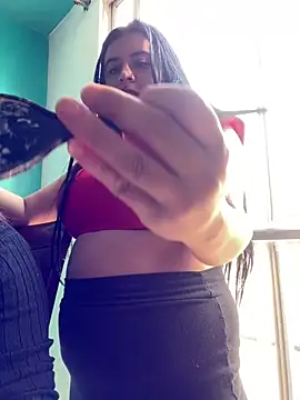 Snapshot of Devilsweet17 chatting on 27, 2, 2025 Devilsweet17 online show from 27, 2, 2025