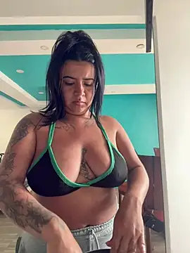 Snapshot of Devilsweet17 chatting on 18, 3, 2025 Devilsweet17 online show from 18, 3, 2025