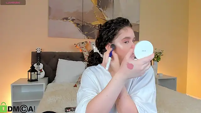 Ariella Sol online show from 21, 10, 2025