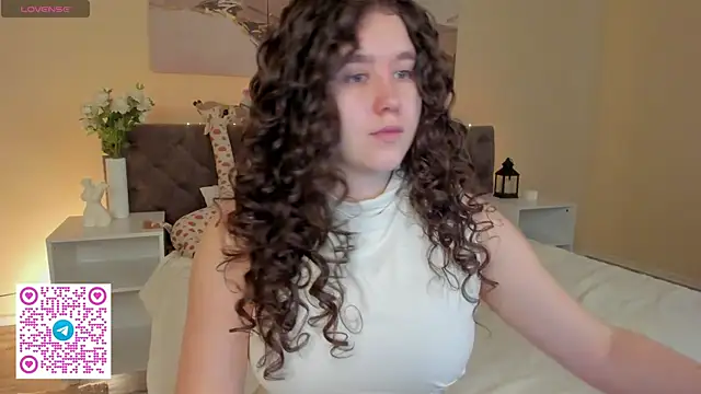 Ariella Sol online show from 22, 6, 2026