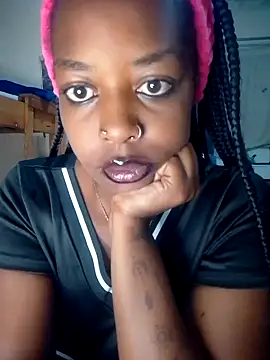 pretty-eyes23 online show from 16, 11, 2025