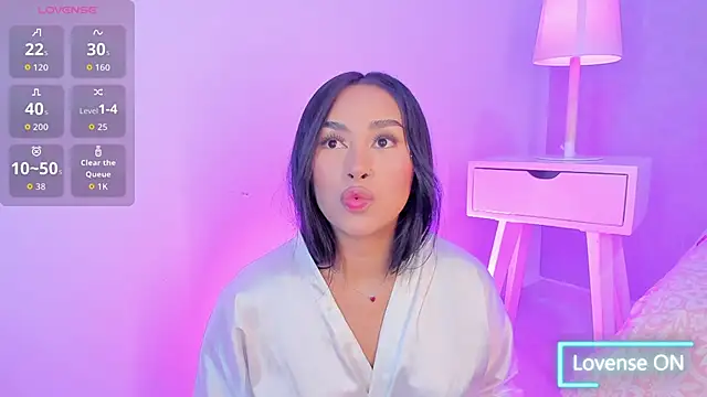 Snapshot of Cameliaa_Smiith chatting on 18, 11, 2025 Cameliaa Smiith online show from 18, 11, 2025