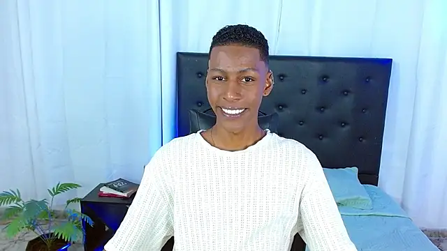 maiki18  online show from 3, 3, 2026