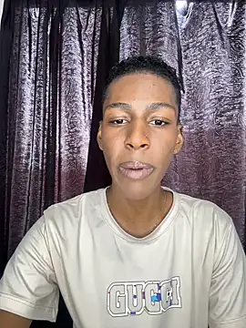 maiki18  online show from 8, 4, 2026