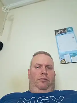 Snapshot of ShyBoy1982 chatting on 16, 2, 2025 ShyBoy1982 online show from 16, 2, 2025