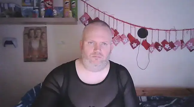 Snapshot of ShyBoy1982 chatting on 23, 2, 2025 ShyBoy1982 online show from 23, 2, 2025