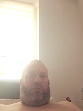 Snapshot of ShyBoy1982 chatting on 23, 9, 2025 ShyBoy1982 online show from 23, 9, 2025