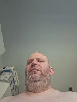 ShyBoy1982 online show from 26, 5, 2026