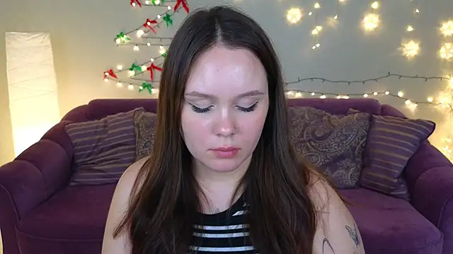 miki miki cutie  online show from 20, 12, 2024