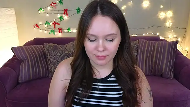 miki miki cutie  online show from 22, 12, 2024