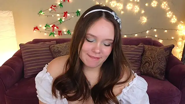 miki miki cutie  online show from 1, 1, 2025