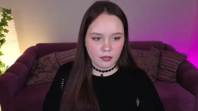 miki miki cutie  online show from 3, 2, 2025