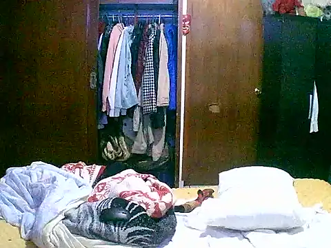 jperezofficial1 online show from 10, 9, 2025