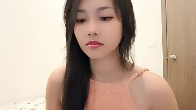 Snapshot of Sugar2k5 chatting on 21, 10, 2025 Sugar2k5 online show from 21, 10, 2025