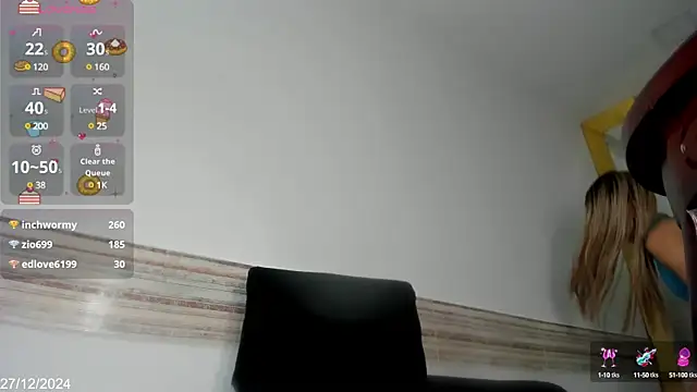 Snapshot of Victtoria_Parker chatting on 27, 12, 2024 Victtoria Parker online show from 27, 12, 2024