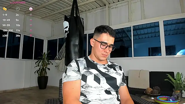 owengray2n online show from 31, 12, 2024