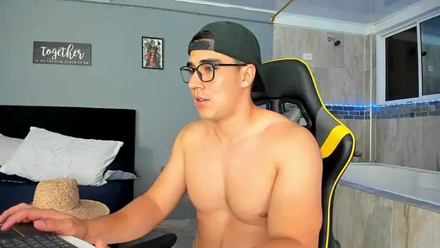 owengray2n online show from 20, 1, 2025