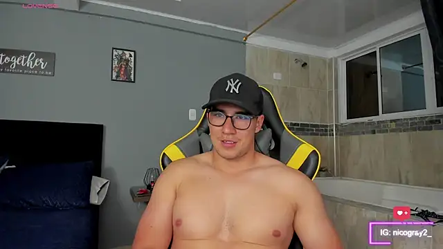 owengray2n online show from 8, 3, 2025