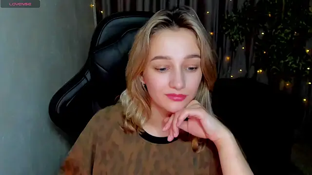 Sinty Noria online show from 21, 2, 2025