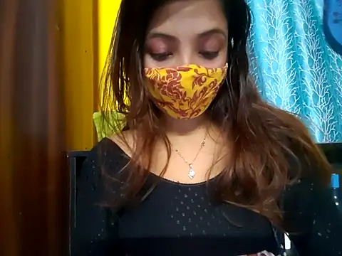 Snapshot of cutesoma2 chatting on 12, 11, 2025 cutesoma2 online show from 12, 11, 2025