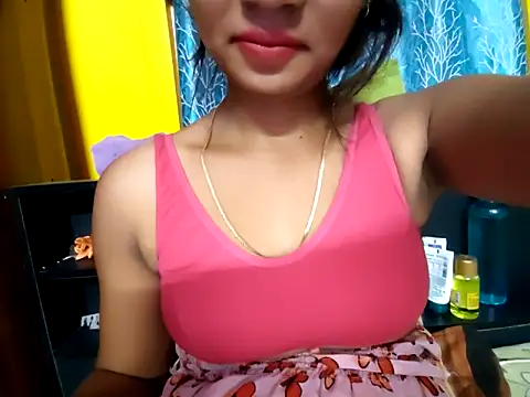 Snapshot of cutesoma2 chatting on 8, 4, 2026 cutesoma2 online show from 8, 4, 2026