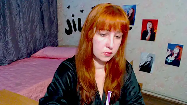 Snapshot of JillStevens chatting on 5, 2, 2025 JillStevens online show from 5, 2, 2025