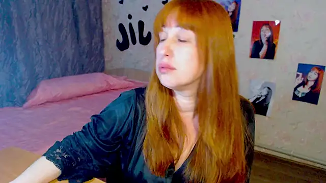 Snapshot of JillStevens chatting on 7, 2, 2025 JillStevens online show from 7, 2, 2025