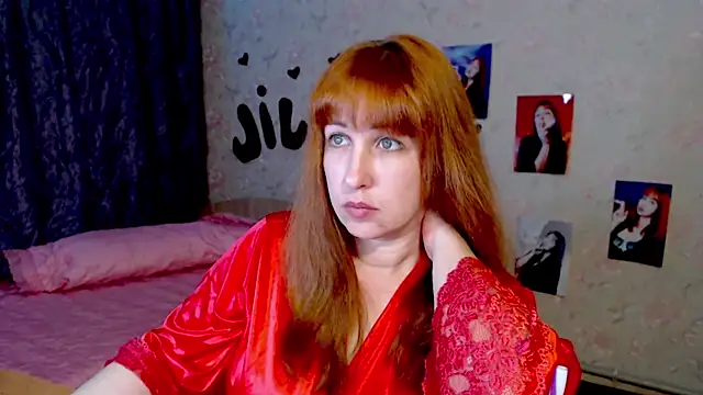 Snapshot of JillStevens chatting on 12, 2, 2025 JillStevens online show from 12, 2, 2025