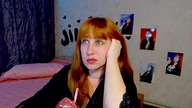 Snapshot of JillStevens chatting on 23, 2, 2025 JillStevens online show from 23, 2, 2025