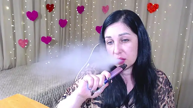 Snapshot of JillStevens chatting on 15, 4, 2026 JillStevens online show from 15, 4, 2026