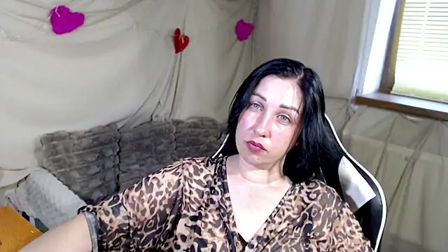 Snapshot of JillStevens chatting on 12, 6, 2026 JillStevens online show from 12, 6, 2026
