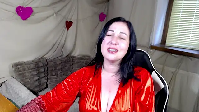 Snapshot of JillStevens chatting on 19, 6, 2026 JillStevens online show from 19, 6, 2026