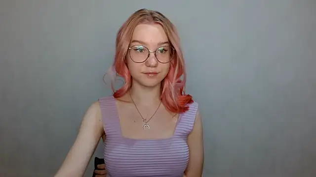 Snapshot of cindi_hot chatting on 6, 12, 2024 cindi hot online show from 6, 12, 2024