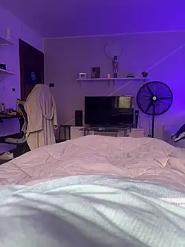 Snapshot of 1ninefellababy chatting on 22, 2, 2025 1ninefellababy online show from 22, 2, 2025