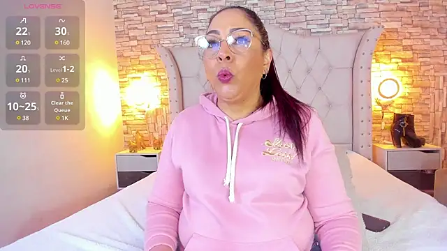 Gina Myers online show from 28, 2, 2025