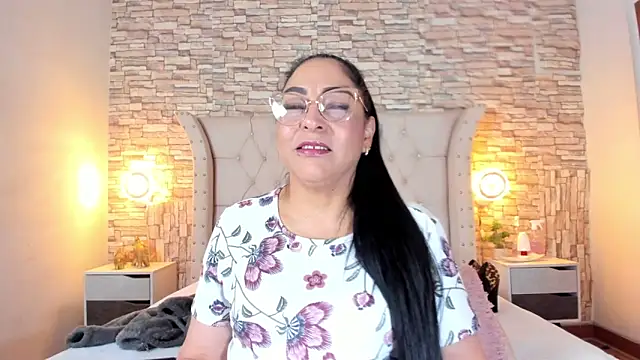 Gina Myers online show from 24, 9, 2025