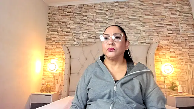 Gina Myers online show from 30, 9, 2025