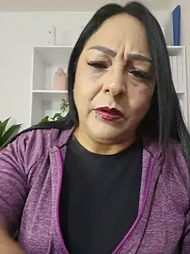 Snapshot of Gina_Myers chatting on 21, 5, 2026 Gina Myers online show from 21, 5, 2026