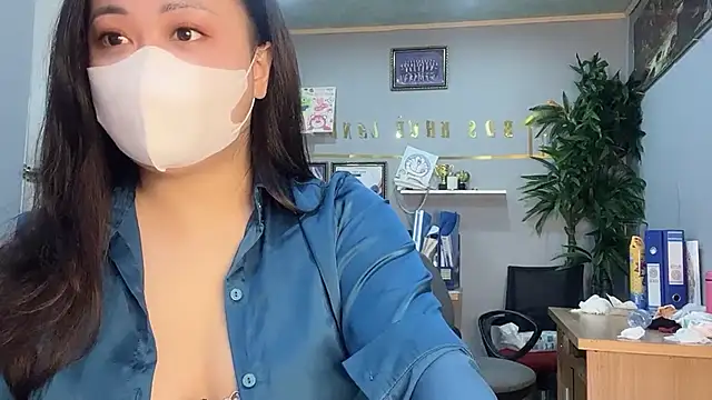 Snapshot of Bamboo_Swetie chatting on 18, 12, 2024 Bamboo Swetie online show from 18, 12, 2024