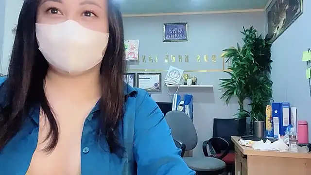 Snapshot of Bamboo_Swetie chatting on 26, 12, 2024 Bamboo Swetie online show from 26, 12, 2024