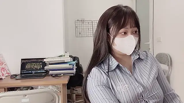 Snapshot of Bamboo_Swetie chatting on 9, 9, 2025 Bamboo Swetie online show from 9, 9, 2025