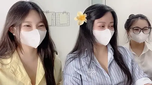 Snapshot of Bamboo_Swetie chatting on 2, 12, 2025 Bamboo Swetie online show from 2, 12, 2025