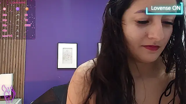 Snapshot of alina_martinelli chatting on 16, 1, 2025 alina martinelli online show from 16, 1, 2025