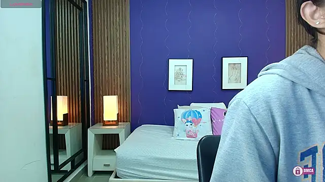 Snapshot of alina_martinelli chatting on 25, 9, 2025 alina martinelli online show from 25, 9, 2025