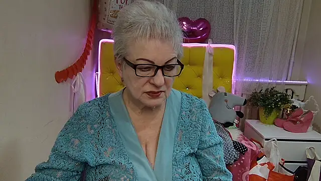 KayleSmoll online show from 21, 3, 2025